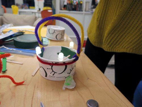 maker-saturday-gif-500_0.gif